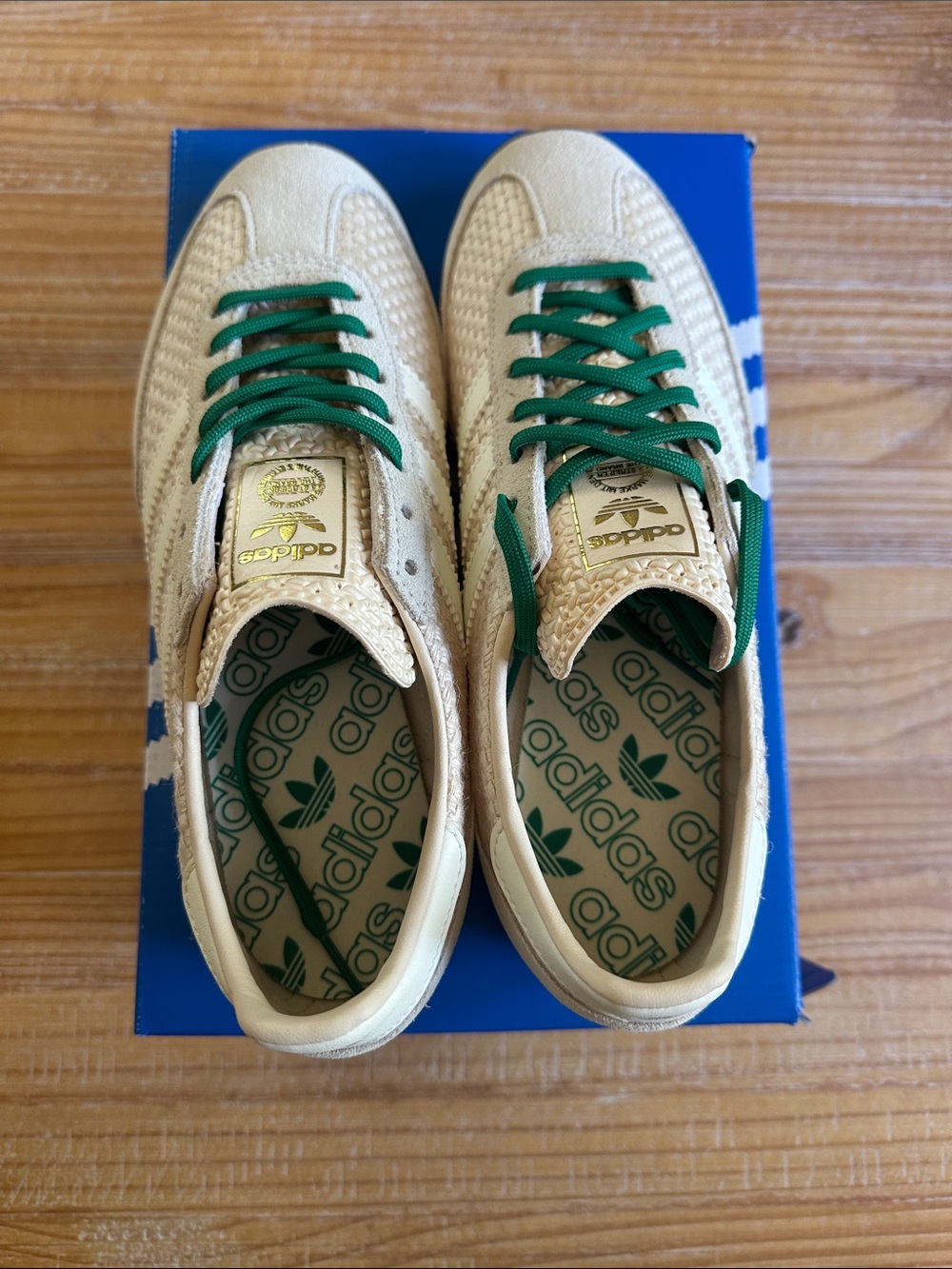 Adidas Women’s SL 72 OG Beige Sneakers with Green Laces - Picture 4 of 8